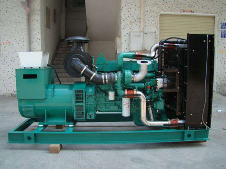兰坪1100kw康明斯柴油发电机组